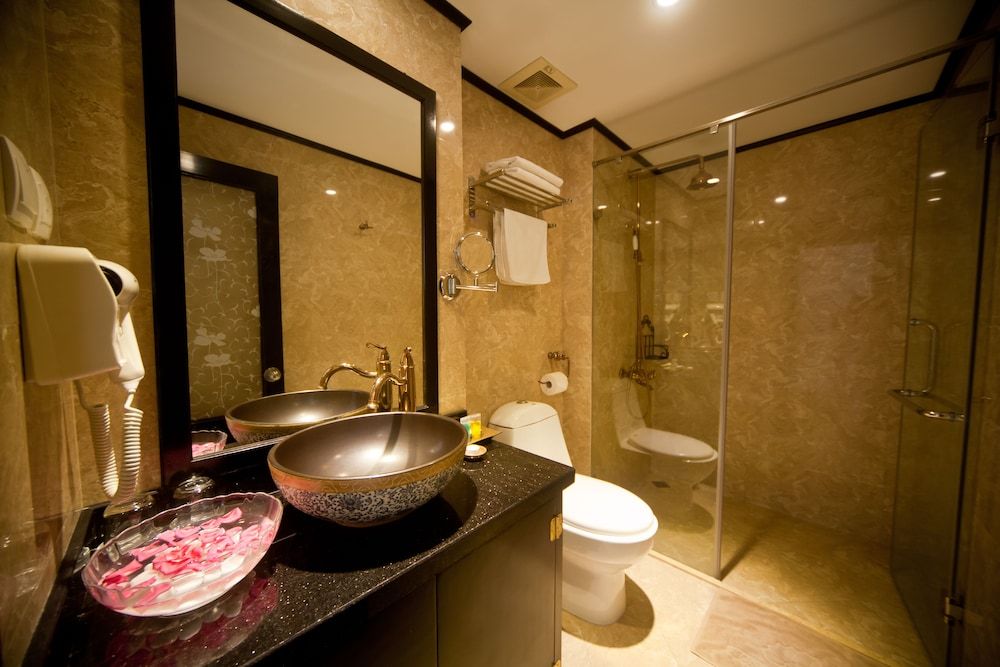 undefined Lavender Central Hotel & Spa 6