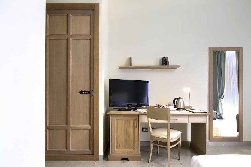 Domus Australia Classic Room 14