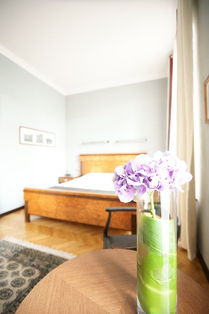 Hotel Monopol Double Room 13