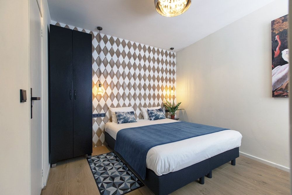 undefined Quentin Hotel Golden Bear 4