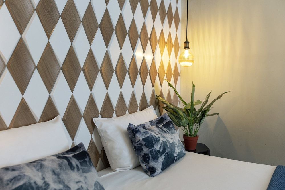 Quentin Leidse Square Hotel