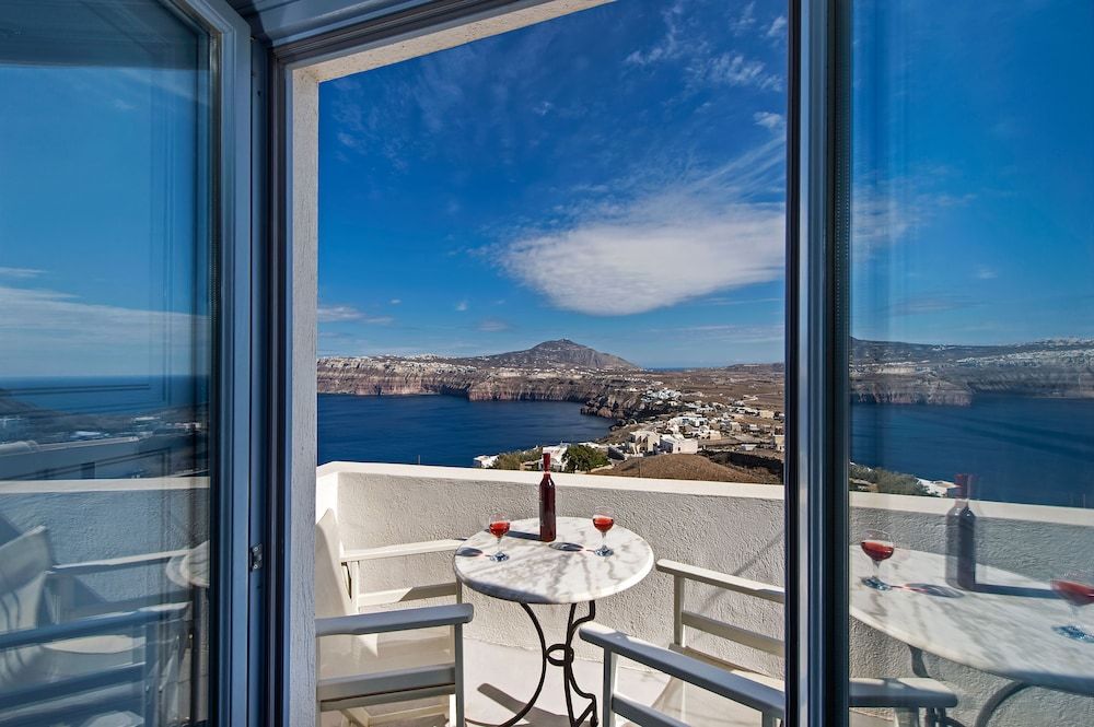 undefined Apanemo Hotel