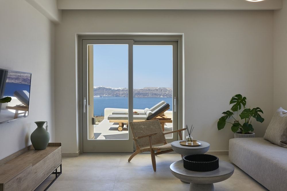 undefined Apanemo Hotel 5