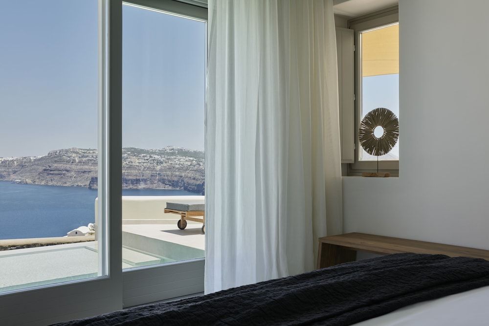 undefined Apanemo Hotel 4