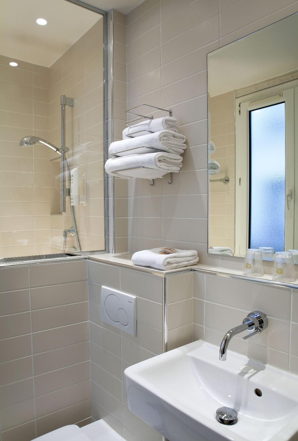 undefined Timhotel Invalides Eiffel 5