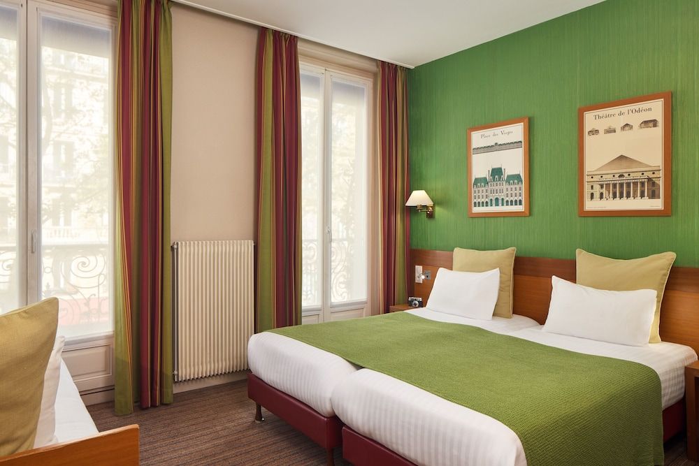 undefined Timhotel Invalides Eiffel 2
