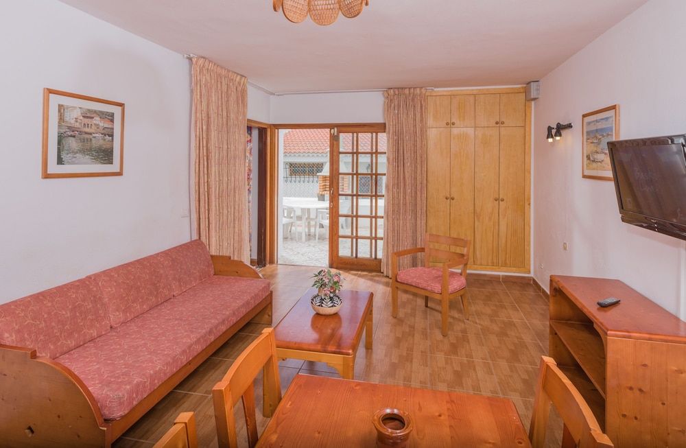 Apartamentos Tinerfe Garden Standard Apartment, 2 Bedrooms 6