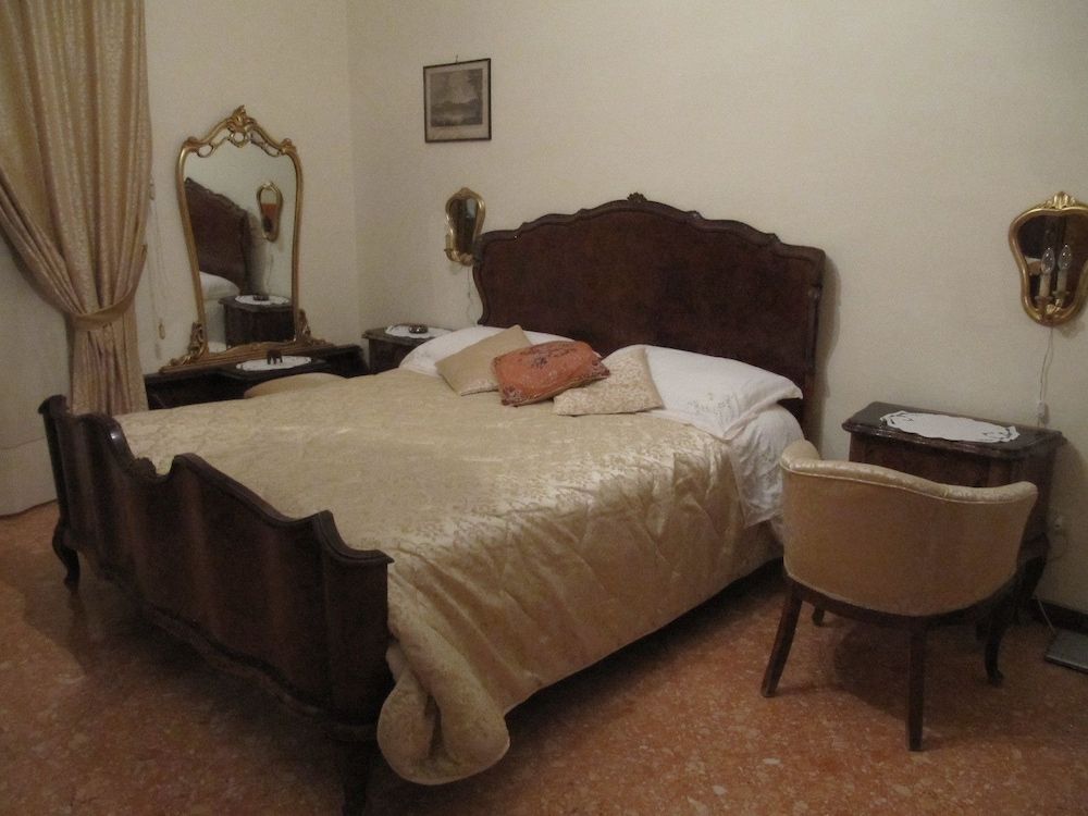 Double Room, Shared Bathroom