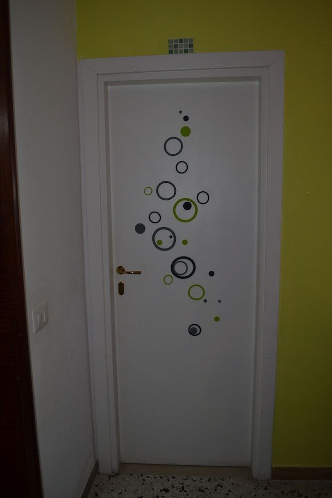 undefined Sorrento Experience 9