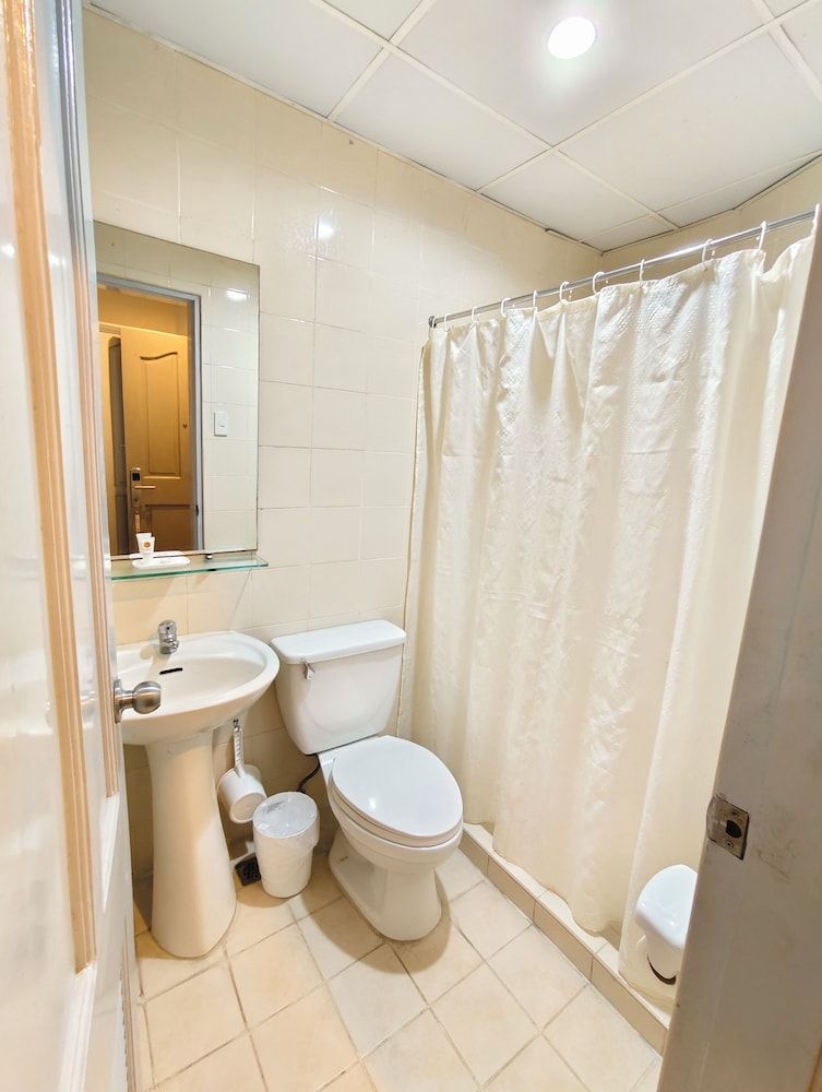 Casa Leticia Business Inn Superior Twin Room 4