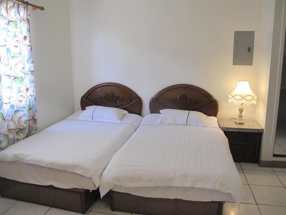 Deluxe Suite, 2 Twin Beds