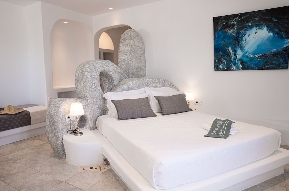 Suite, Sea View