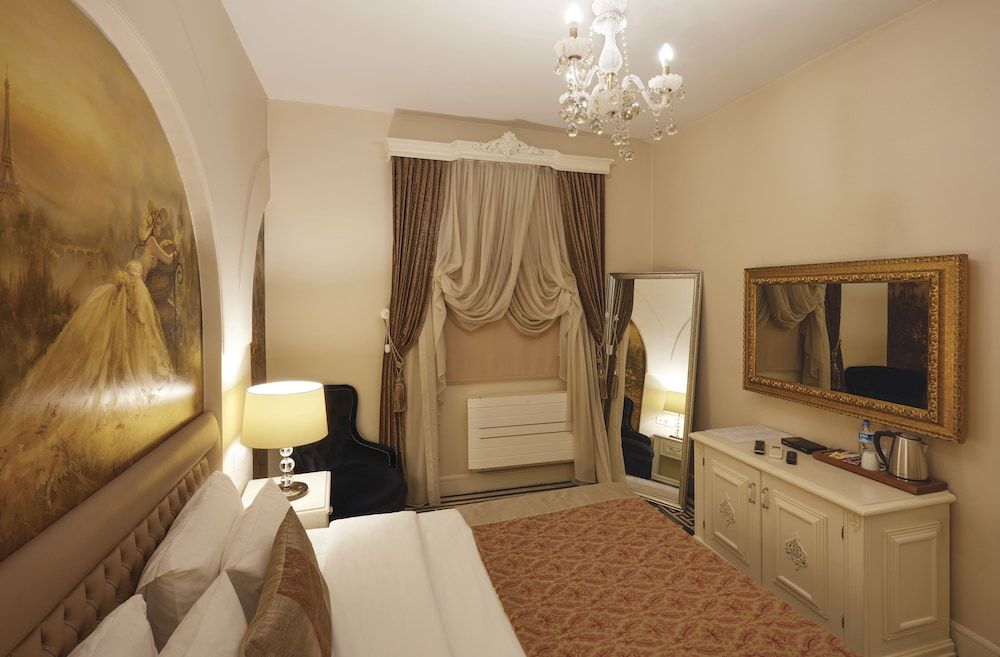 Villa Levante Standard Double Room 2