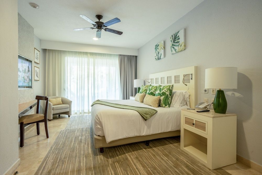 Villa del Palmar Cancun All Inclusive Beach Resort & Spa Deluxe Room, 2 Queen Beds (+ $25 Daily Resort Credits) 4