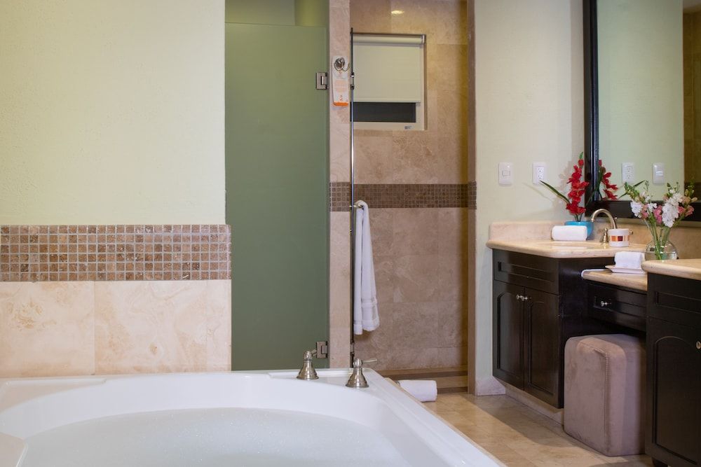 Villa del Palmar Cancun All Inclusive Beach Resort & Spa Deluxe Room, 2 Queen Beds (+ $25 Daily Resort Credits) 6