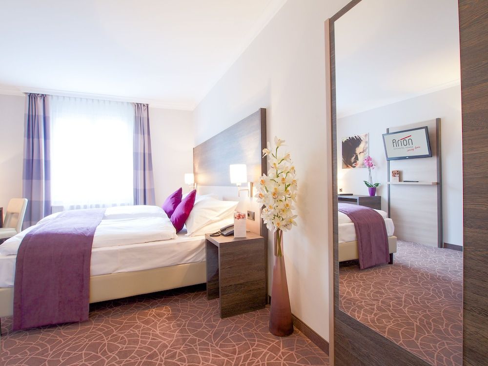 24hours Apartment Hotel Studio 2