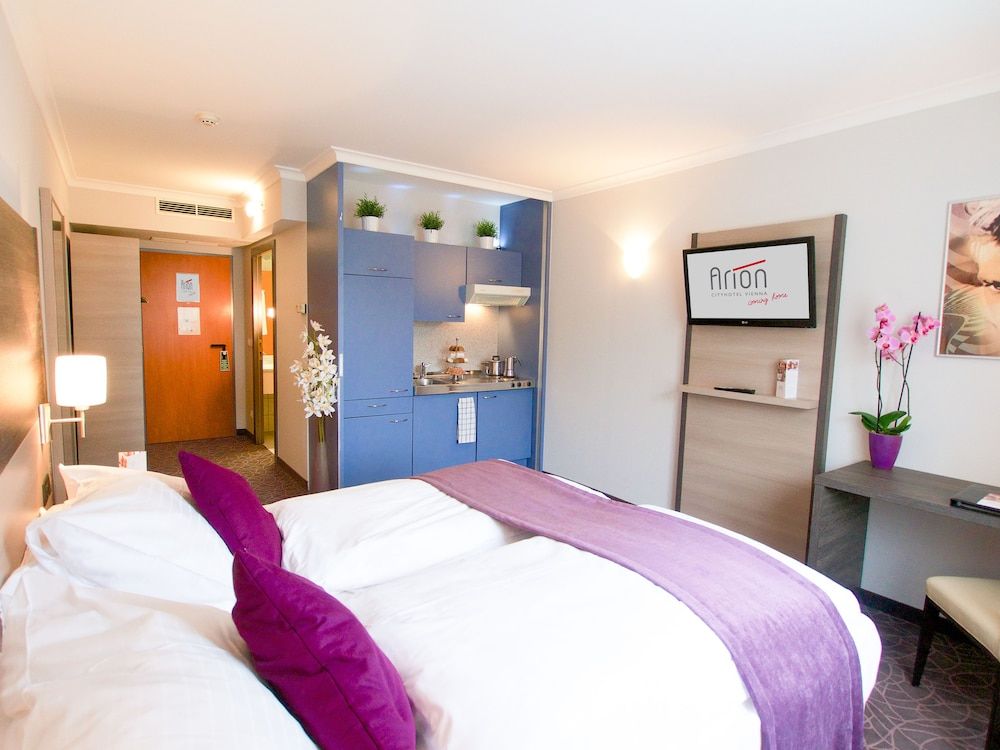 24hours Apartment Hotel Studio 4