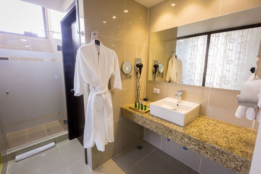 Best Western Plus Panama Zen Hotel Standard Room, 2 Twin Beds, Non Smoking (Breakfast Included) 5