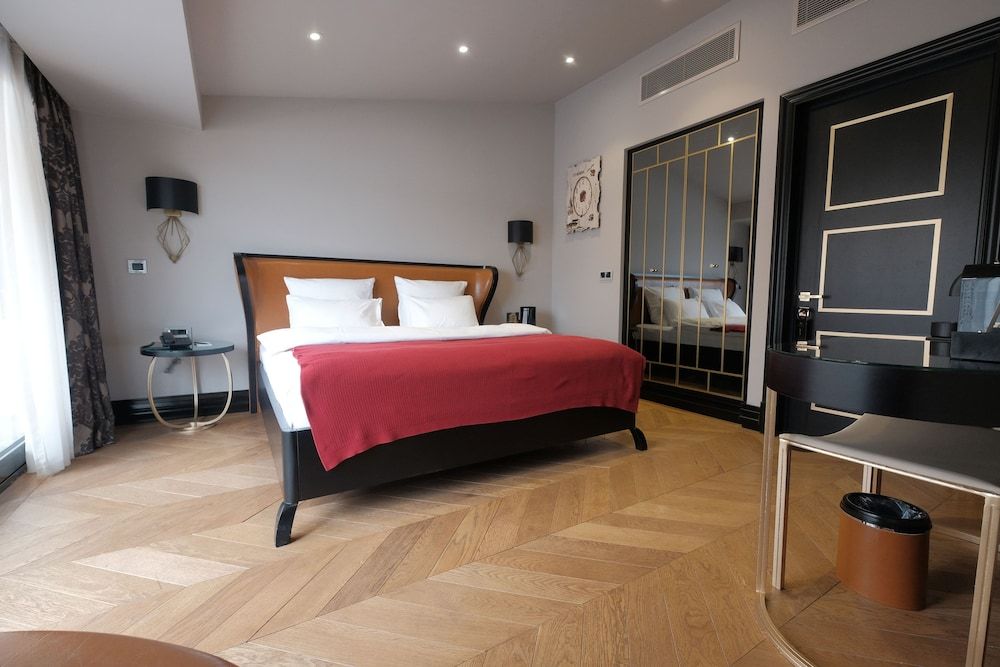 Superior Double Room, Balcony, Partial Sea View