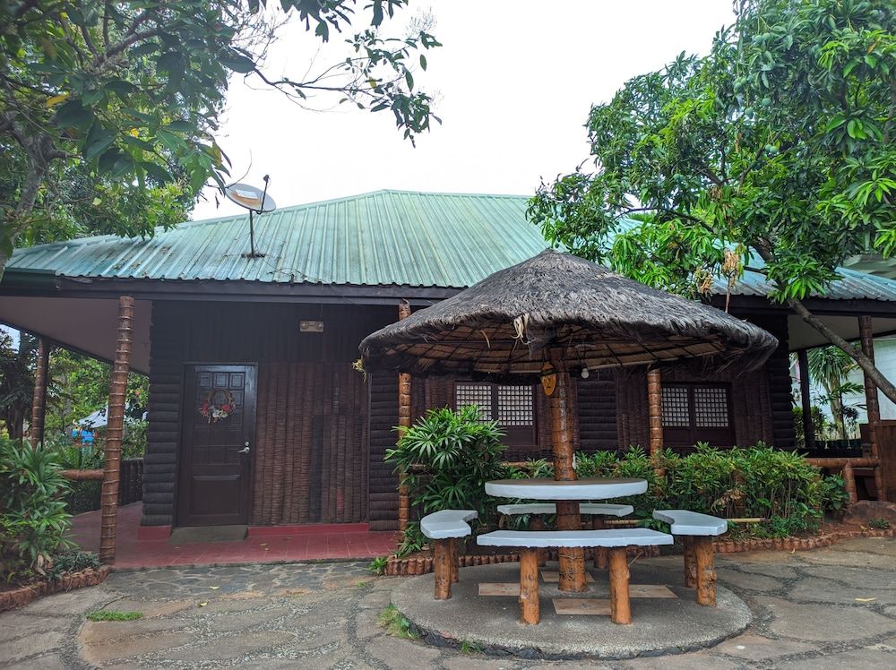 Loreland Farm Resort