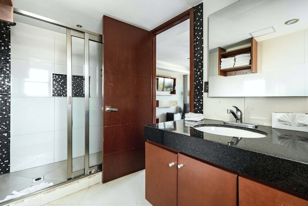 Ocean Dream Cancun by GuruHotel Standard Room, 1 king Bed Lagoon View 9