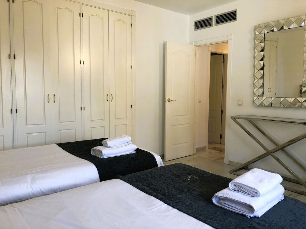 Standard Duplex, 2 Bedrooms