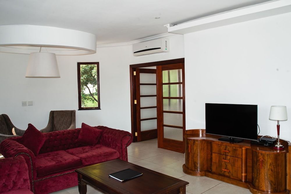 Gardenia Boutique Hotel Executive Suite, 2 Bedrooms, Garden View 10