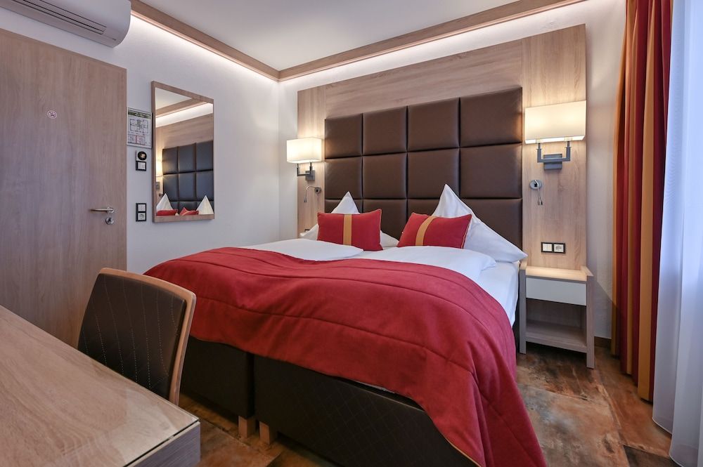 Hotel & Restaurant Ludwigs Classic Room 7