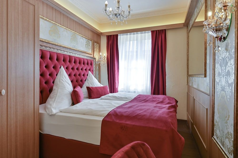 Hotel & Restaurant Ludwigs Classic Room 2