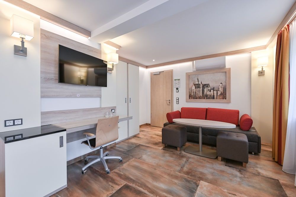 Hotel & Restaurant Ludwigs Deluxe Quadruple Room 16