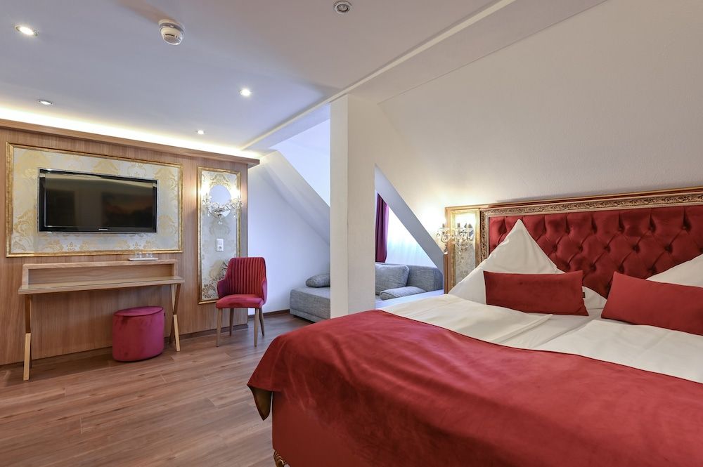 Hotel & Restaurant Ludwigs Deluxe Quadruple Room 4