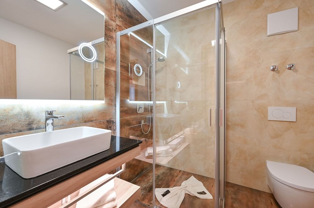 Hotel & Restaurant Ludwigs Deluxe Quadruple Room 19