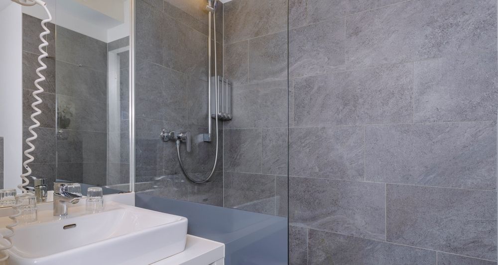 PLAZA INN Dachau - München Comfort Twin Room 5