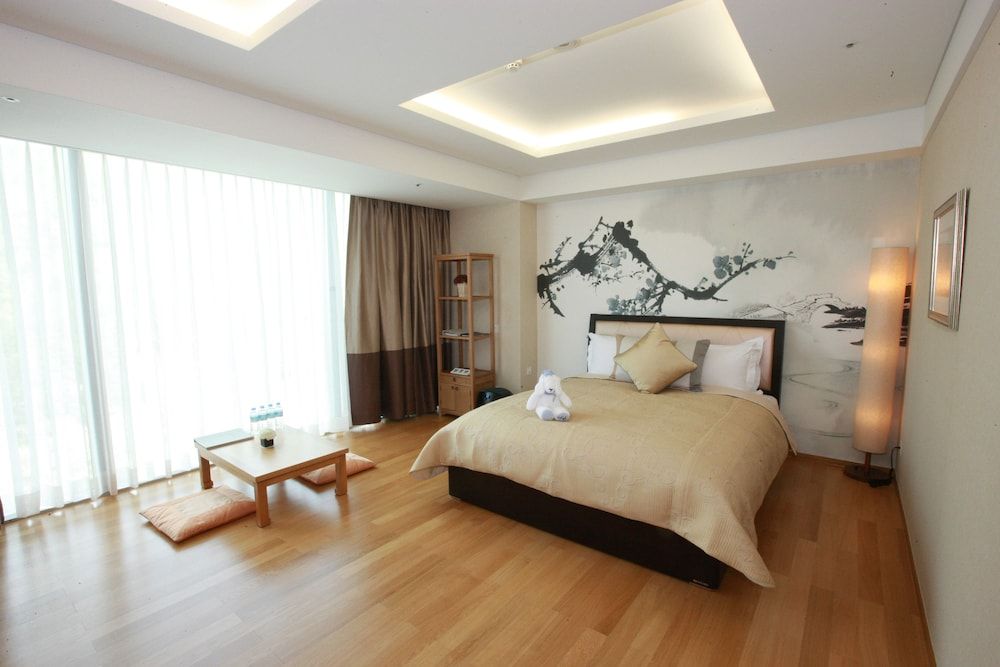 High1 Grand Hotel Convention Tower Superior Double Ondol 2