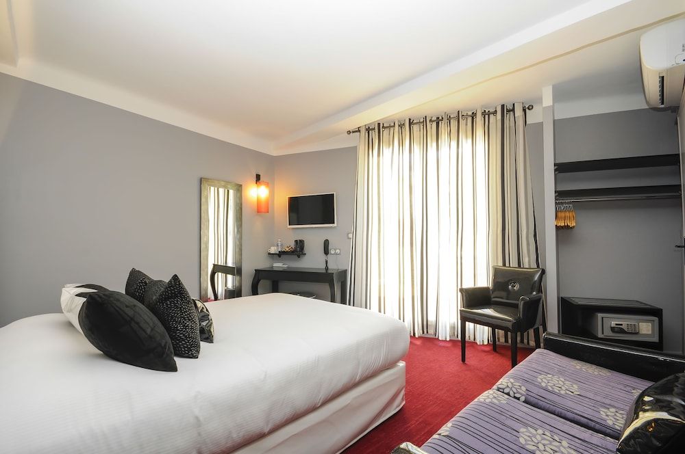 NYX Hotel Superior Room, Bathtub, Terrace 2