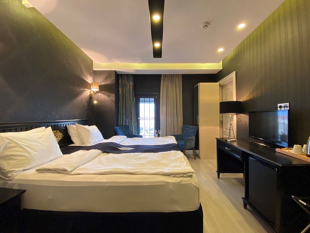 undefined Hotel Goldengate 5