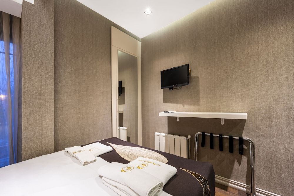 Hotel Goldengate Economy Room