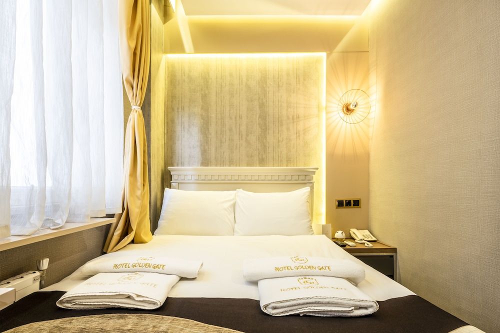 undefined Hotel Goldengate 7