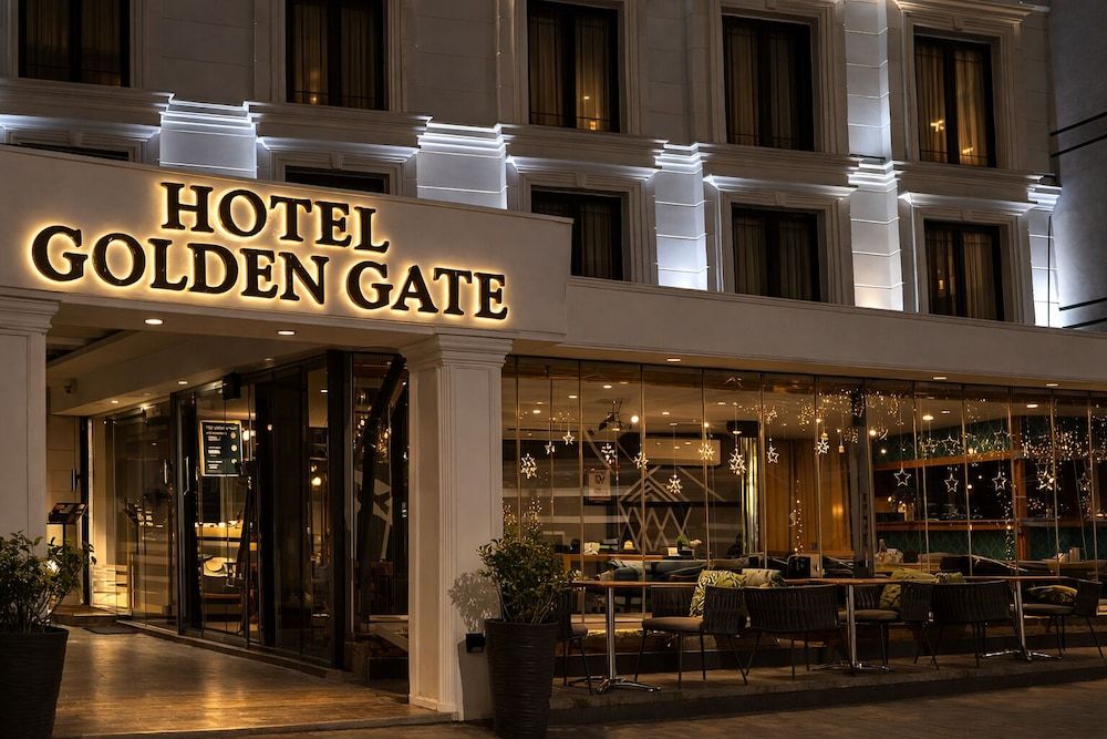 undefined Hotel Goldengate