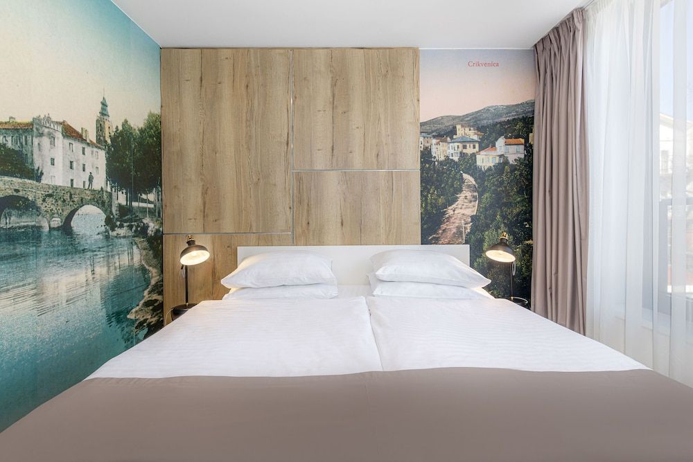 Classic Double or Twin Room, Balcony