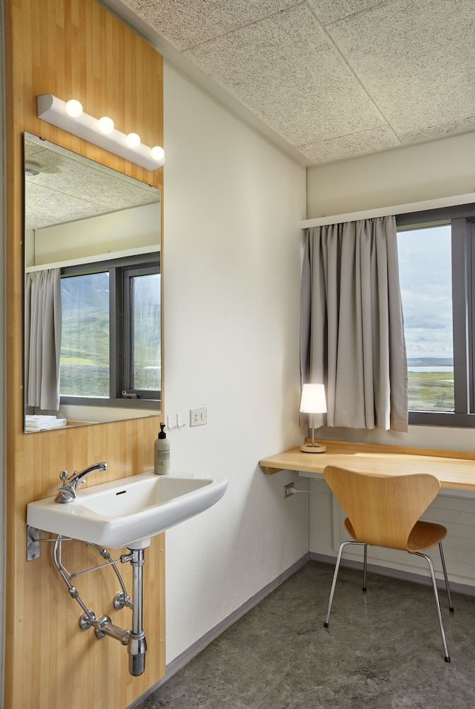 Single Room with shared bathroom