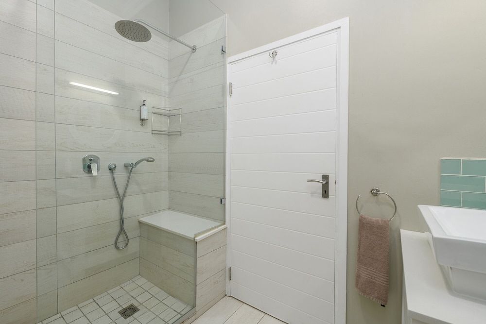 Formosa Bay Studio Apartment with Patio 3