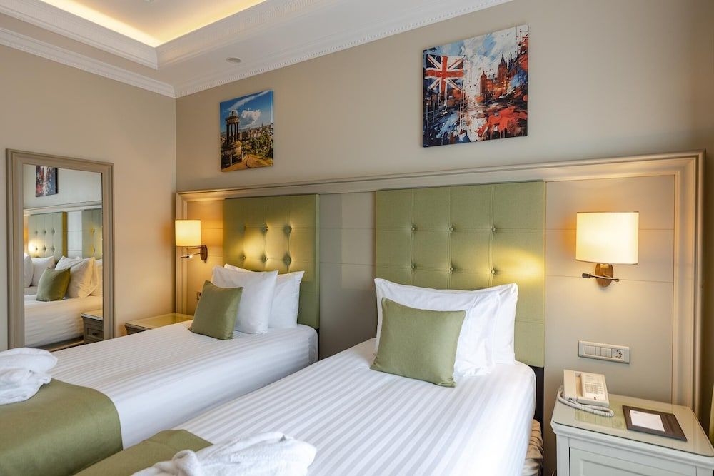 Hotel London 1889 & Casino Standard Double Room