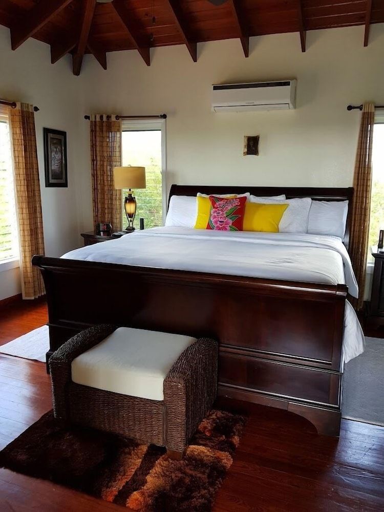 Harbor Breeze Villas Luxury Villa, Ocean View 6