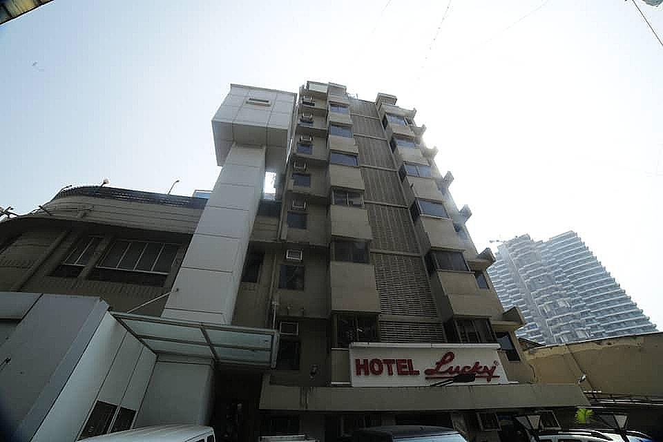 undefined Lucky Hotel Bandra 10