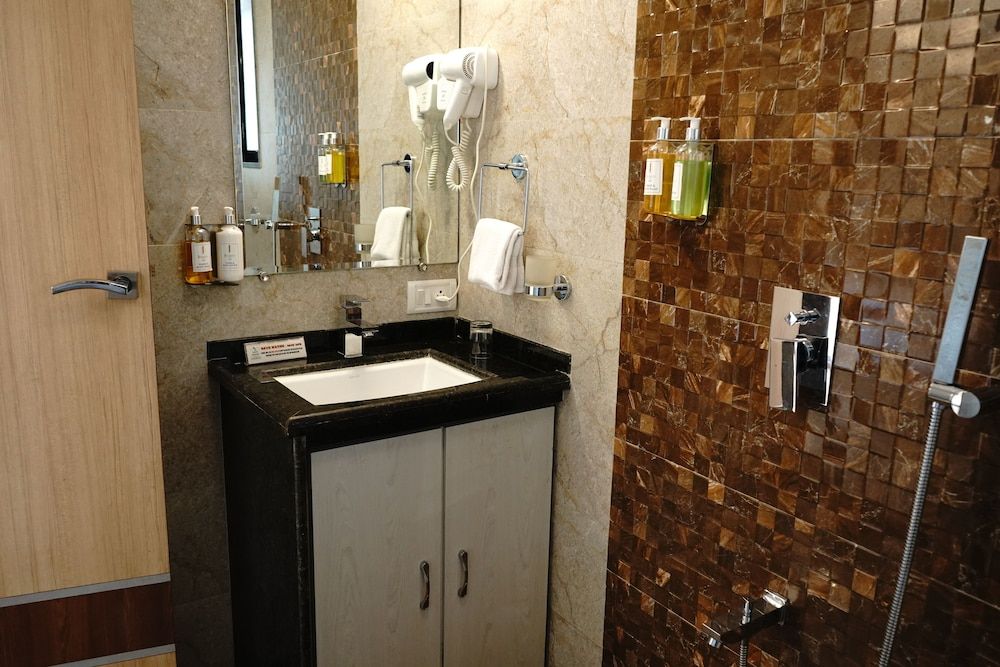 Jivanta Mahabaleshwar Deluxe Room 10