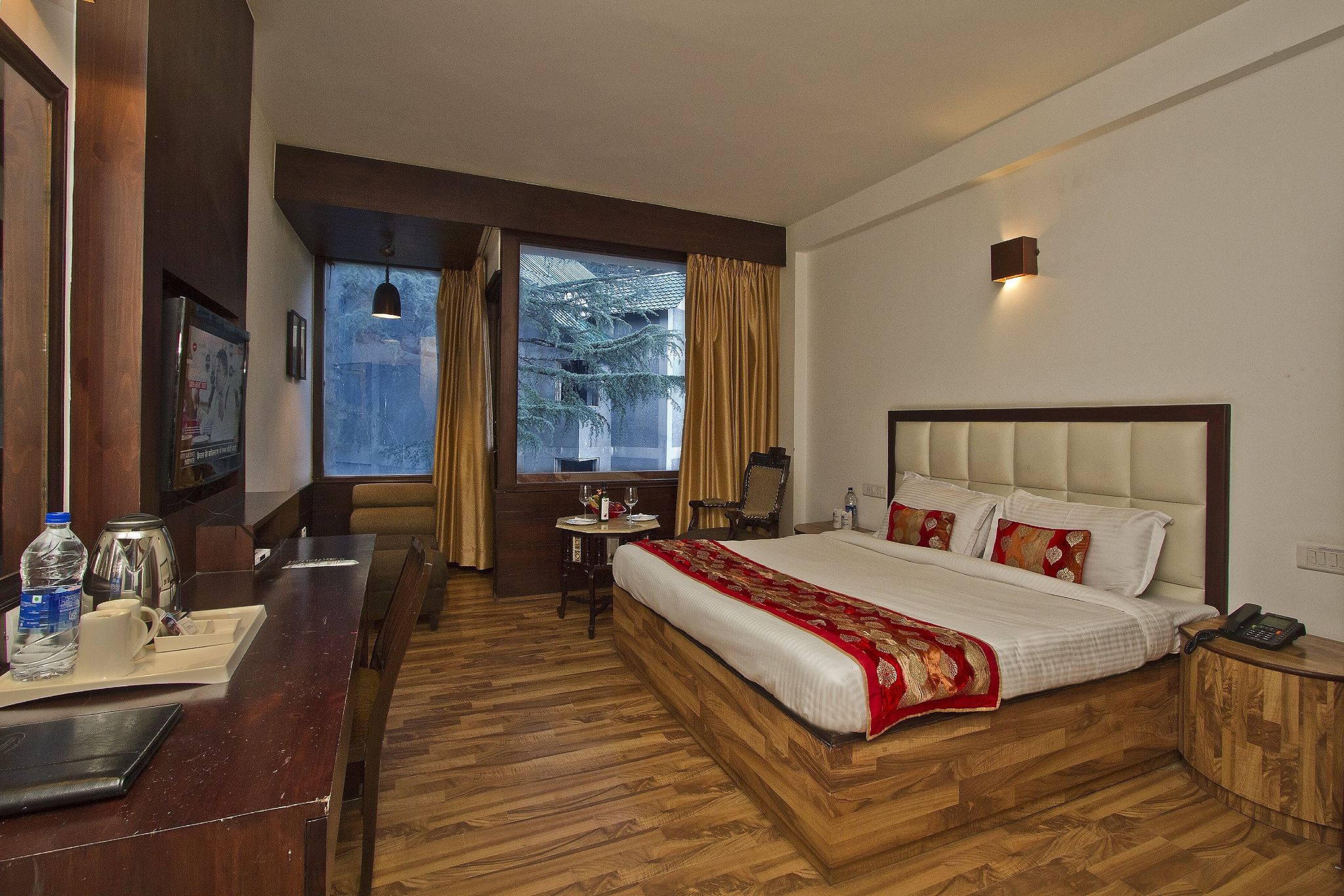 Royal Suite, 2 Bedrooms, Hill View, Mountainside