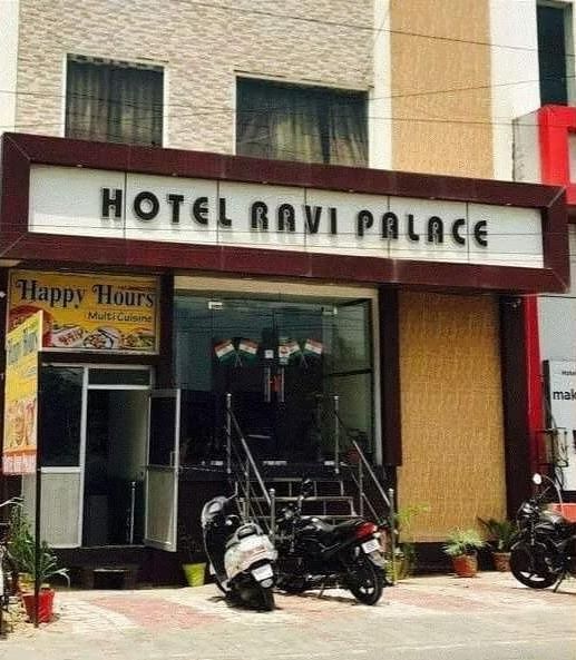 Hotel Ravi Palace