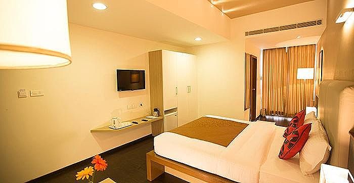 Vinaya Royal Inn Deluxe Room