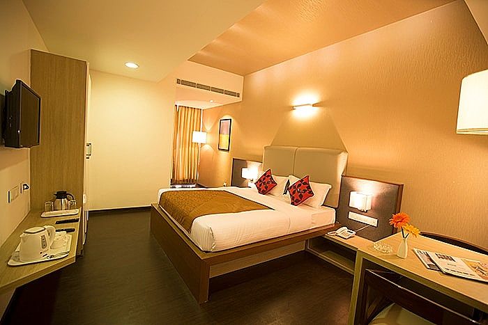 Vinaya Royal Inn Deluxe Room 9